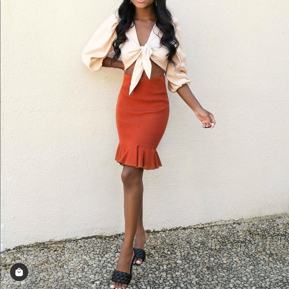 High Waisted Ribbed Ruffle Sweater Skirt / XS - Picture 3 of 8